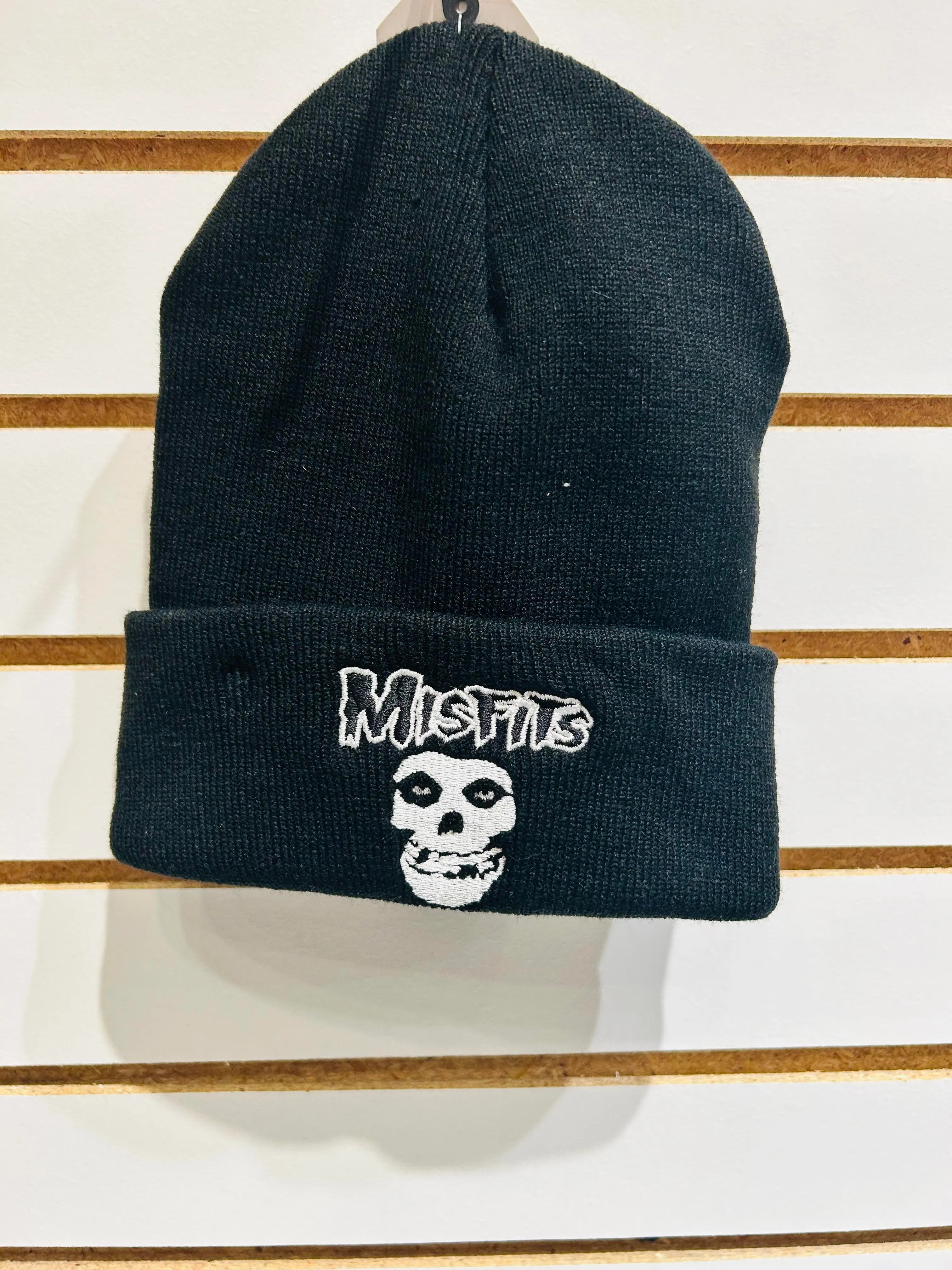 Beanie - Misfits Logo Skull