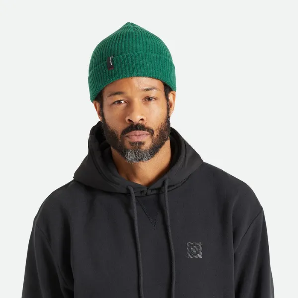 Sure! Heres an optimized title for the e-commerce product:

Mens Hunter Green Brixton Heist Beanie - Stylish Winter Headwear for Cold Weather