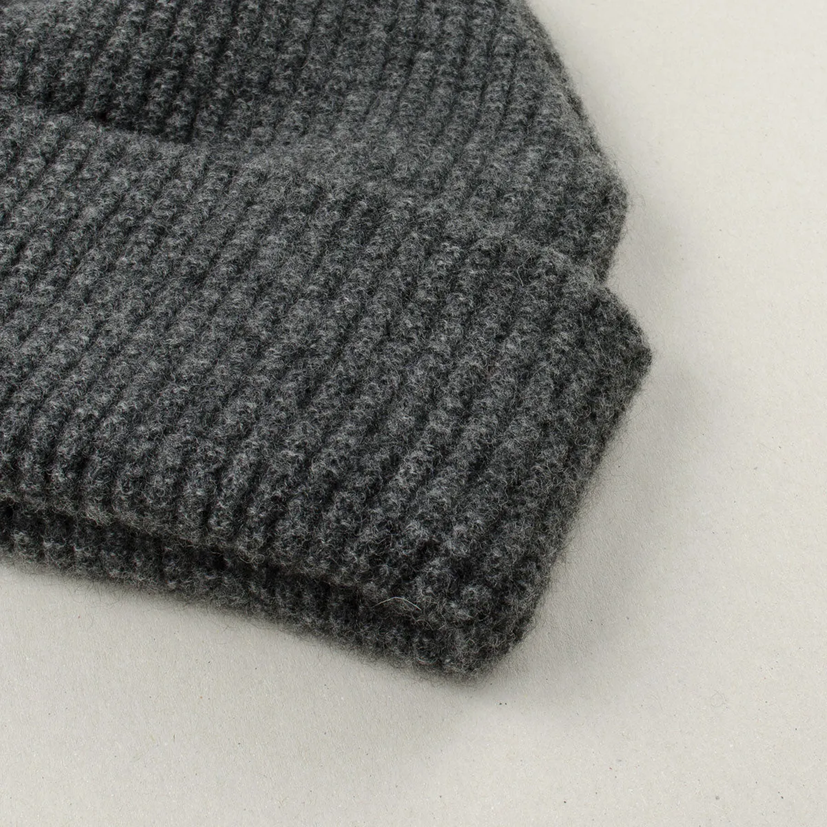 cableami - Waffle Beanie (30% Cashmere) - Gray