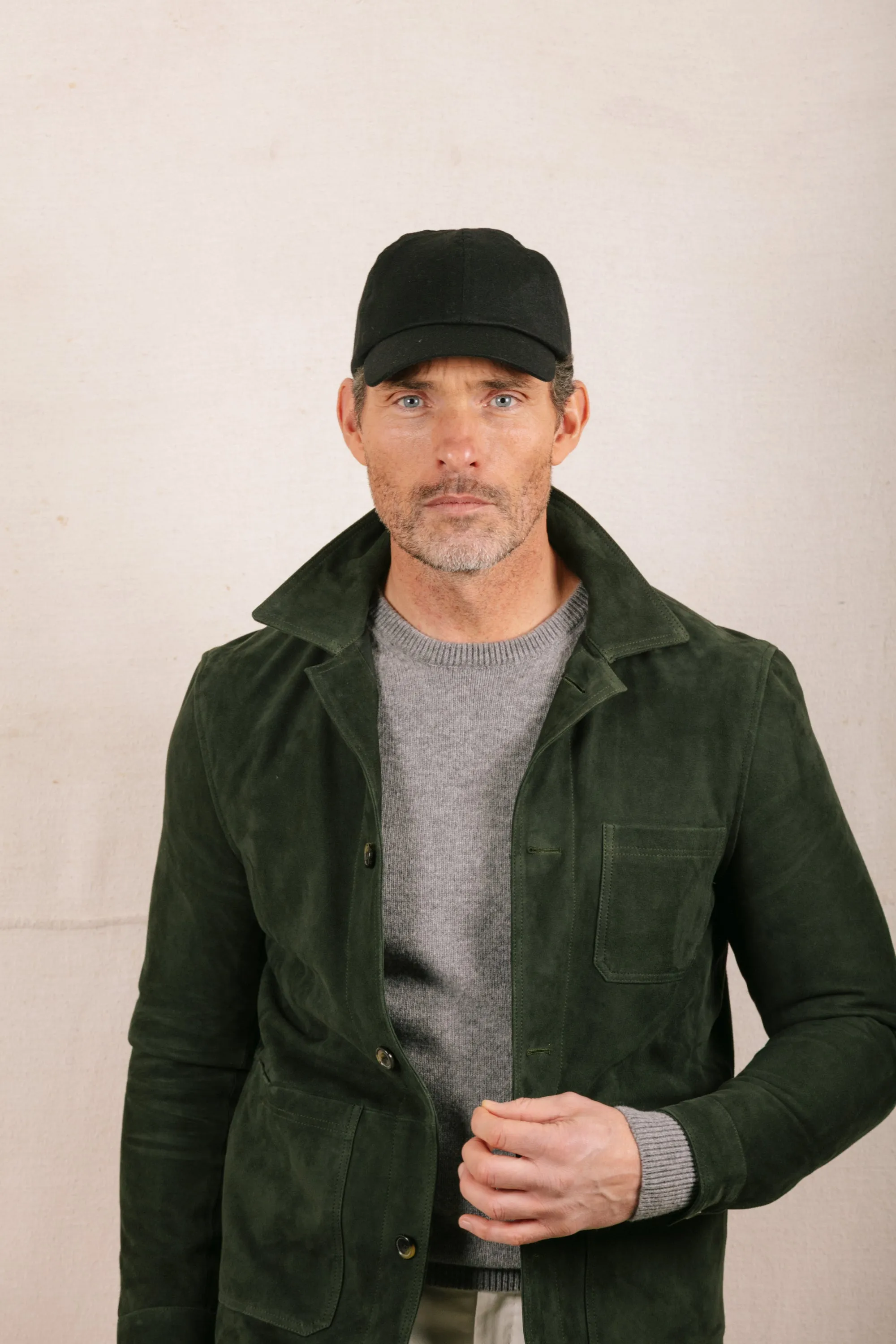 Cashmere Baseball Cap in Black