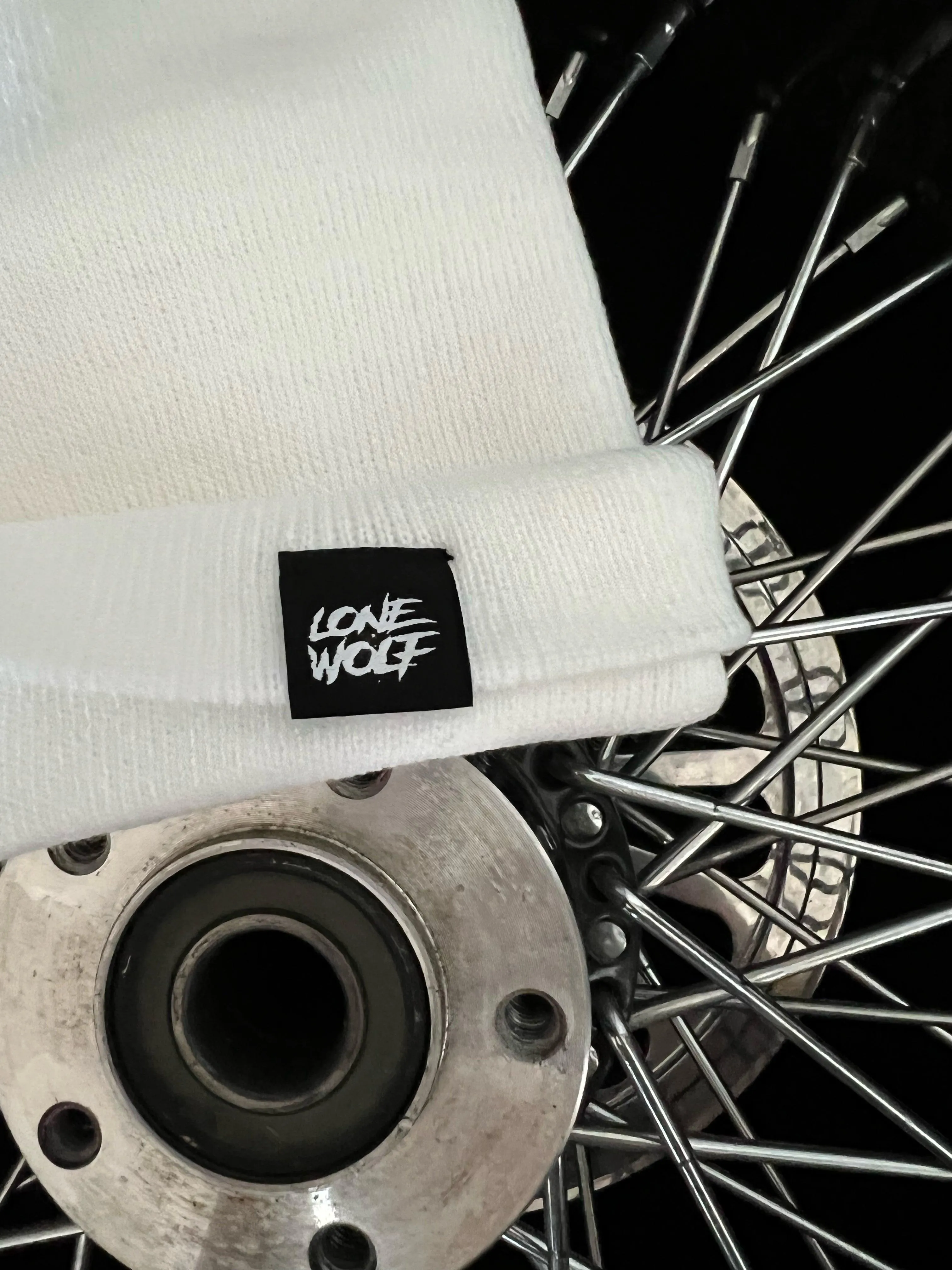 LONE WOLF WHITE BEANIE