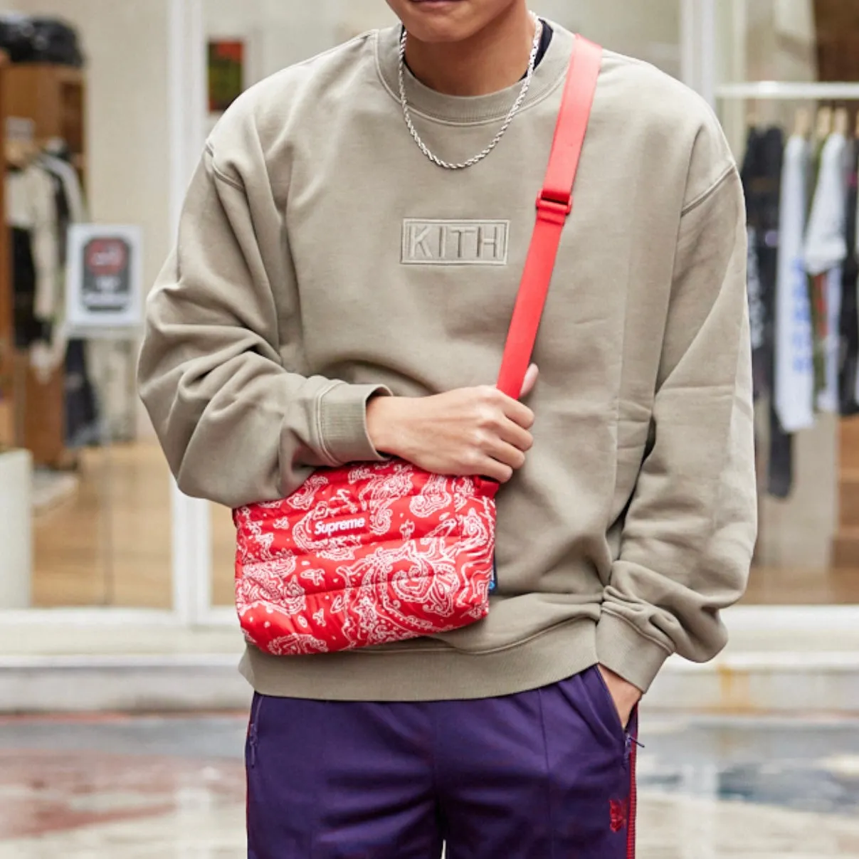 Supreme Puffer Side Bag Red Paisley